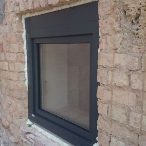 PVC okna v dekorju